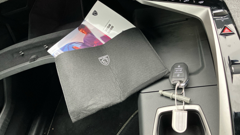 Peugeot 5008 1.2 Hybrid 136 GT 5dr e-DSC6 Petrol Estate